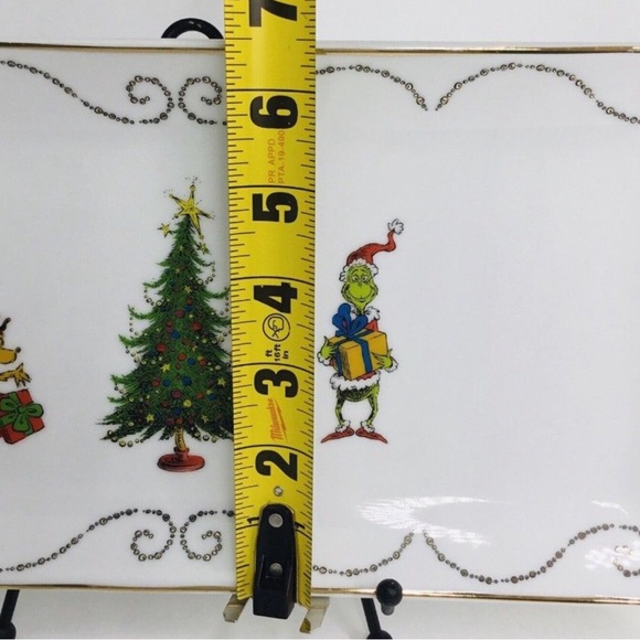 Rectangular Serving Tray How The Grinch Stole Christmas Serving Tray - Picture 4 of 5